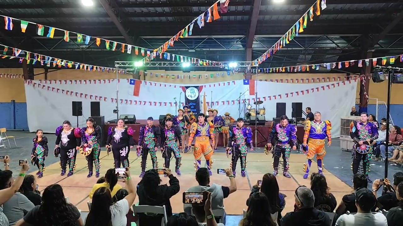 NACER DEL FOLKLORE caporal en Pomaire 