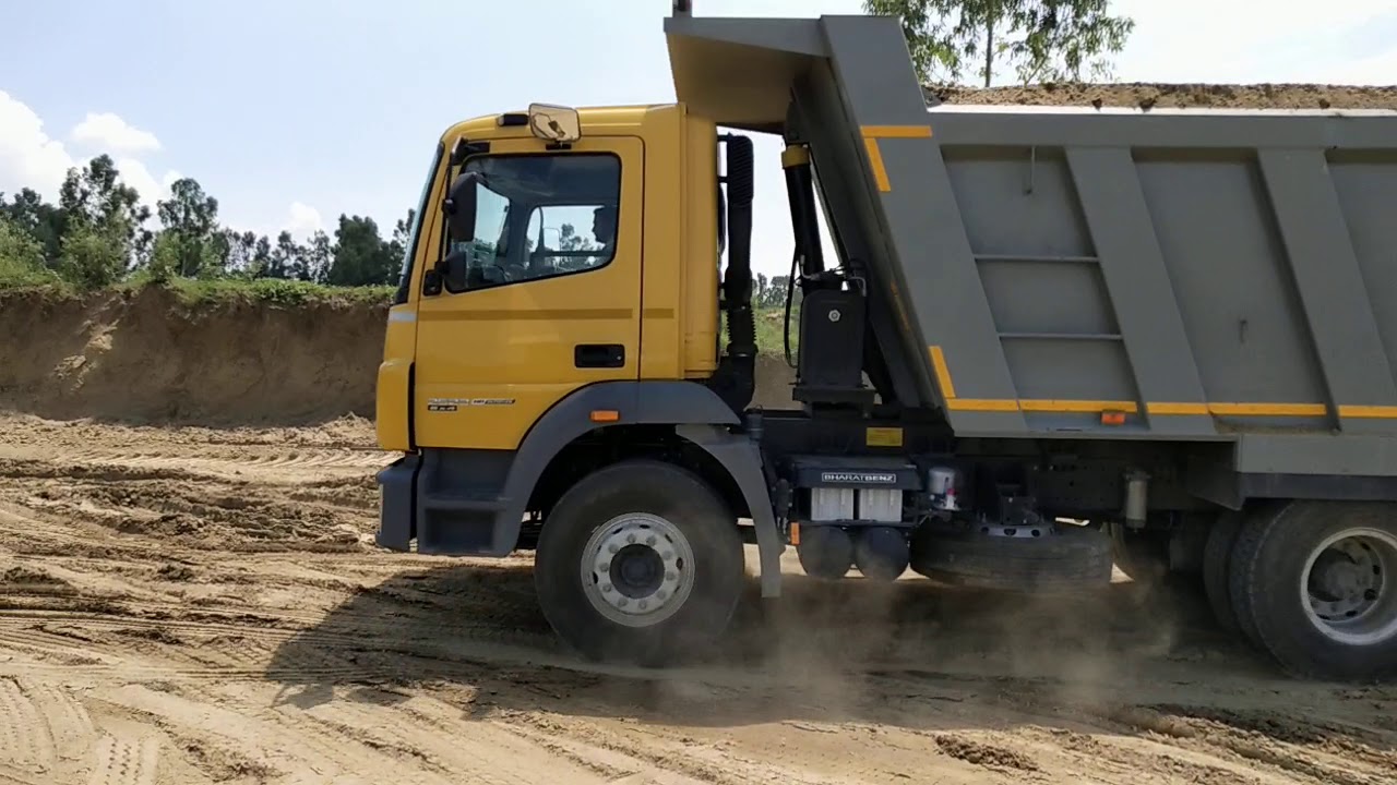 Bharat benz 2523 c(2)