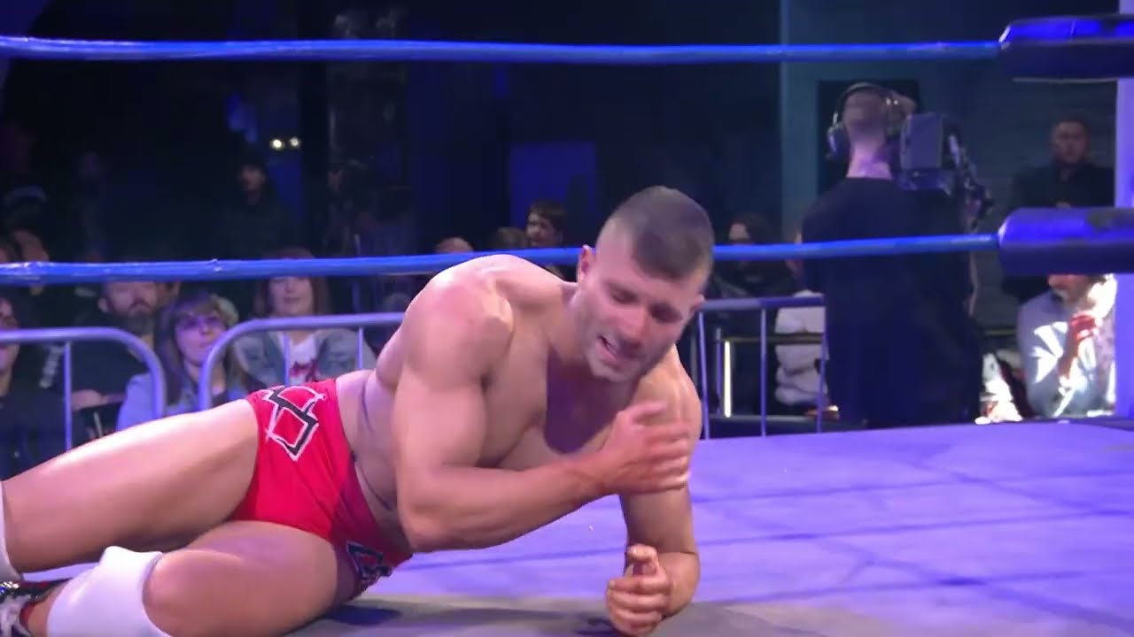 Полный матч MCW — Кава и Клайдсдейл против Уотер Рэпидс (Бальная драка)