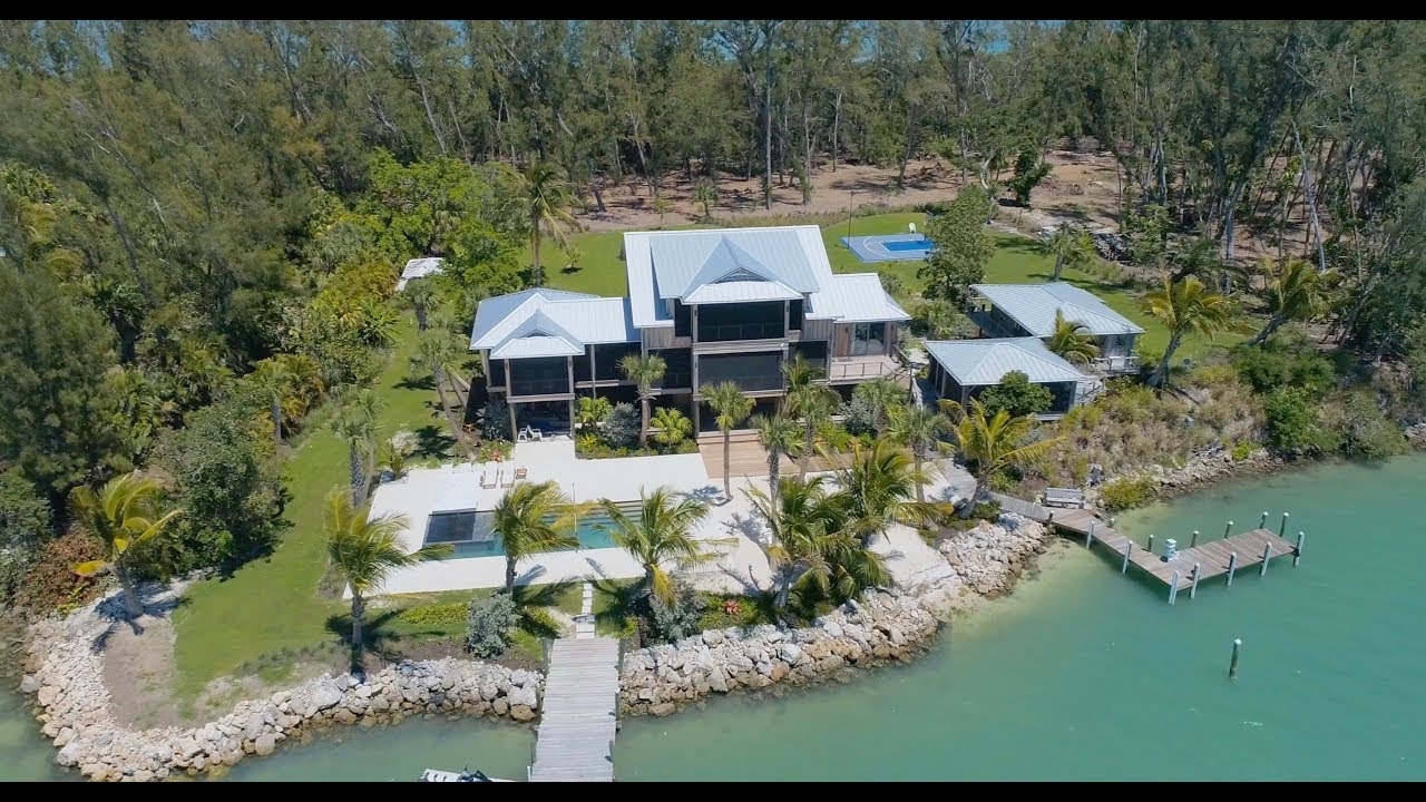 Beautiful Waterfront Dream Retreat on Jewfish Key in Sarasota, Florida [DRONE 4K]