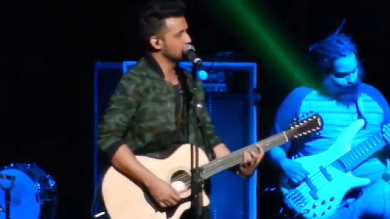 Aadat - Atif Aslam Live in Chicago