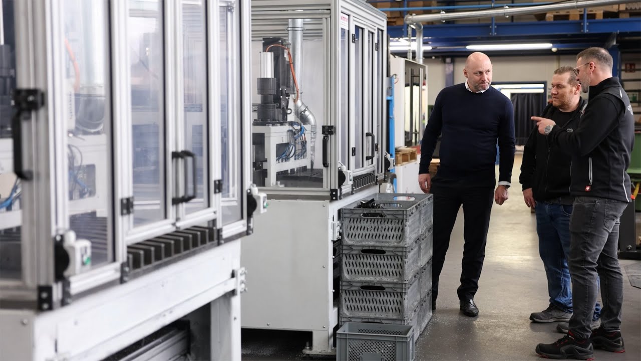[DE] Einfach hydraulisch stanzen: CytroMotion in der Umformtechnik