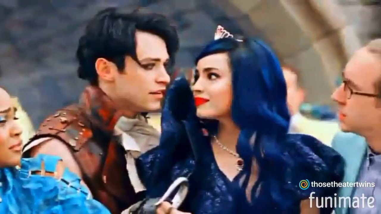 Harry Hook and Evie Grimhilde-Colors
