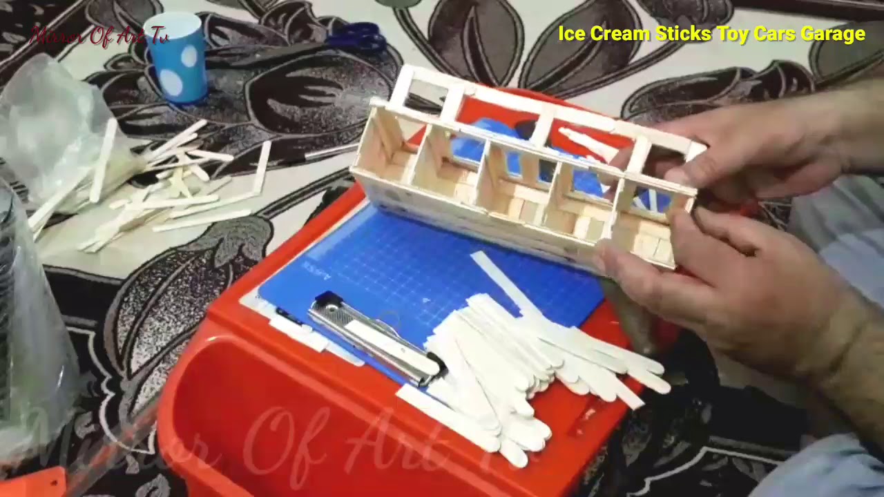 How To Make Ice Cream Sticks Garage For Toy Cars |Как сделать мороженое палочки гараж для игрушечных