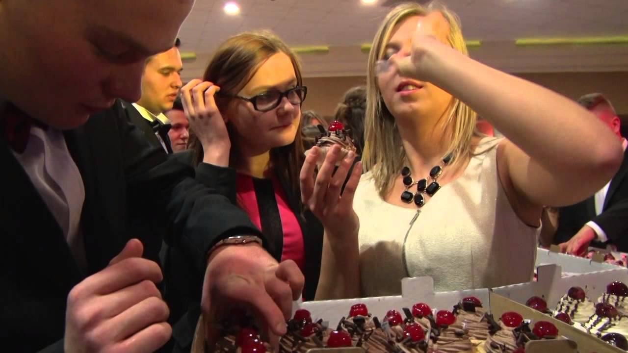 Studniówka III Liceum Ogólnokształcącego w Brodnicy '2015 - zabawa