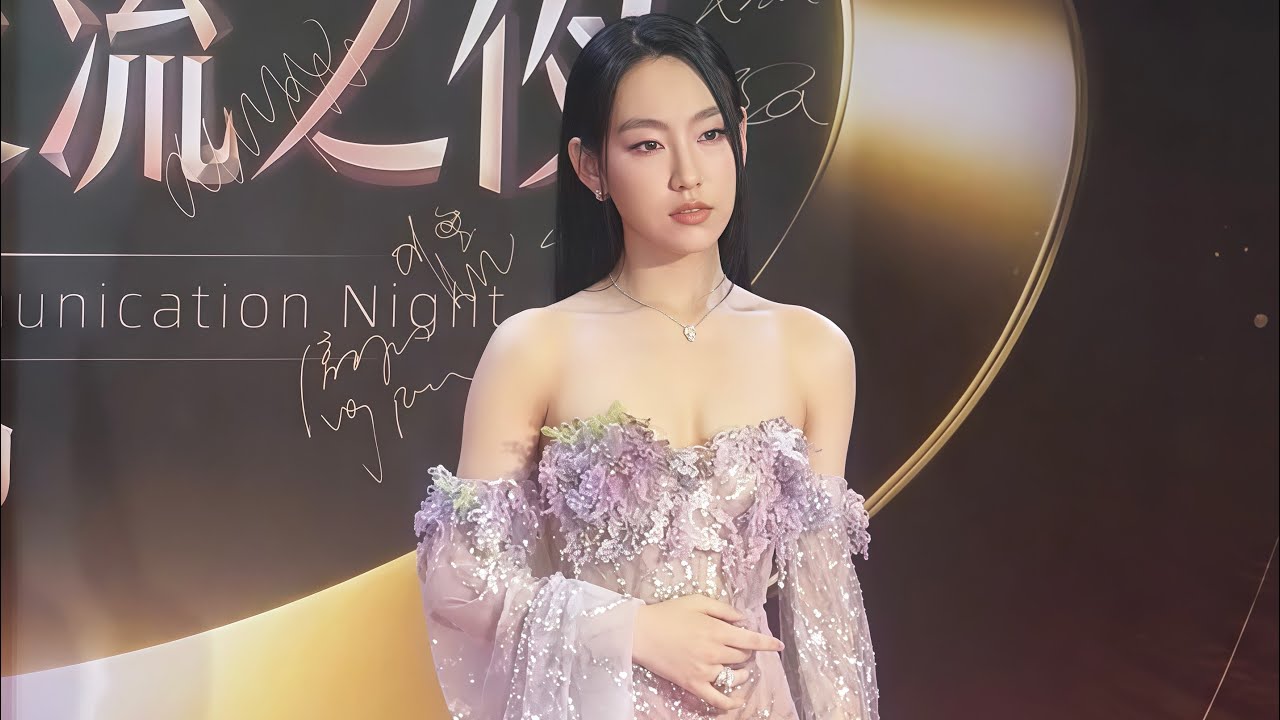 Gigi 炎明熹 | WEIBO GALA 微博文化交流之夜澳门站&bull;红毯 | 2026.04.11