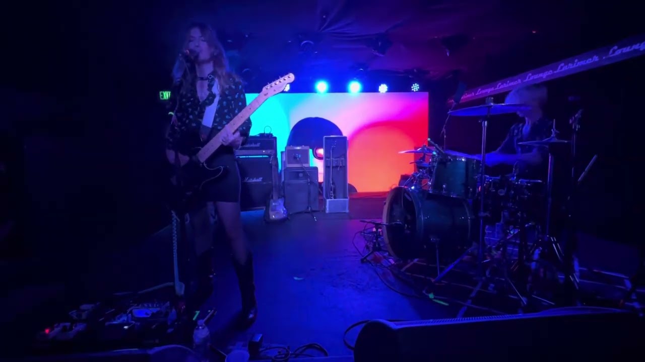 Blood Red Shoes - Elijah, Live
