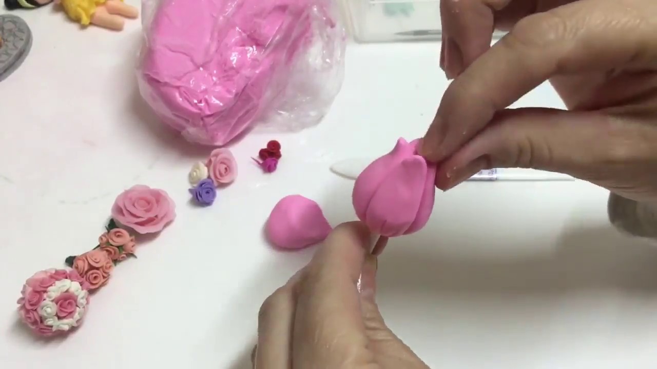 Aprendendo a fazer uma tulipa de biscuit