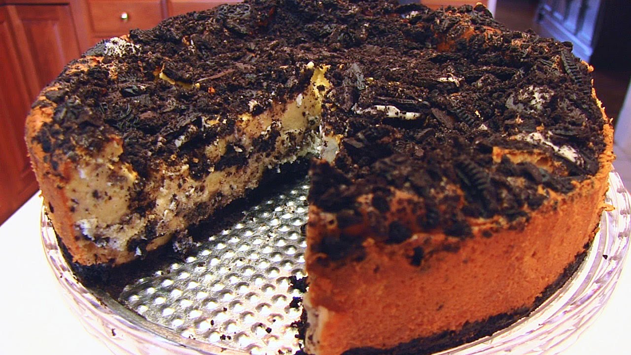 Betty's Oreo Cheesecake (Similar to The Cheesecake Factory)
