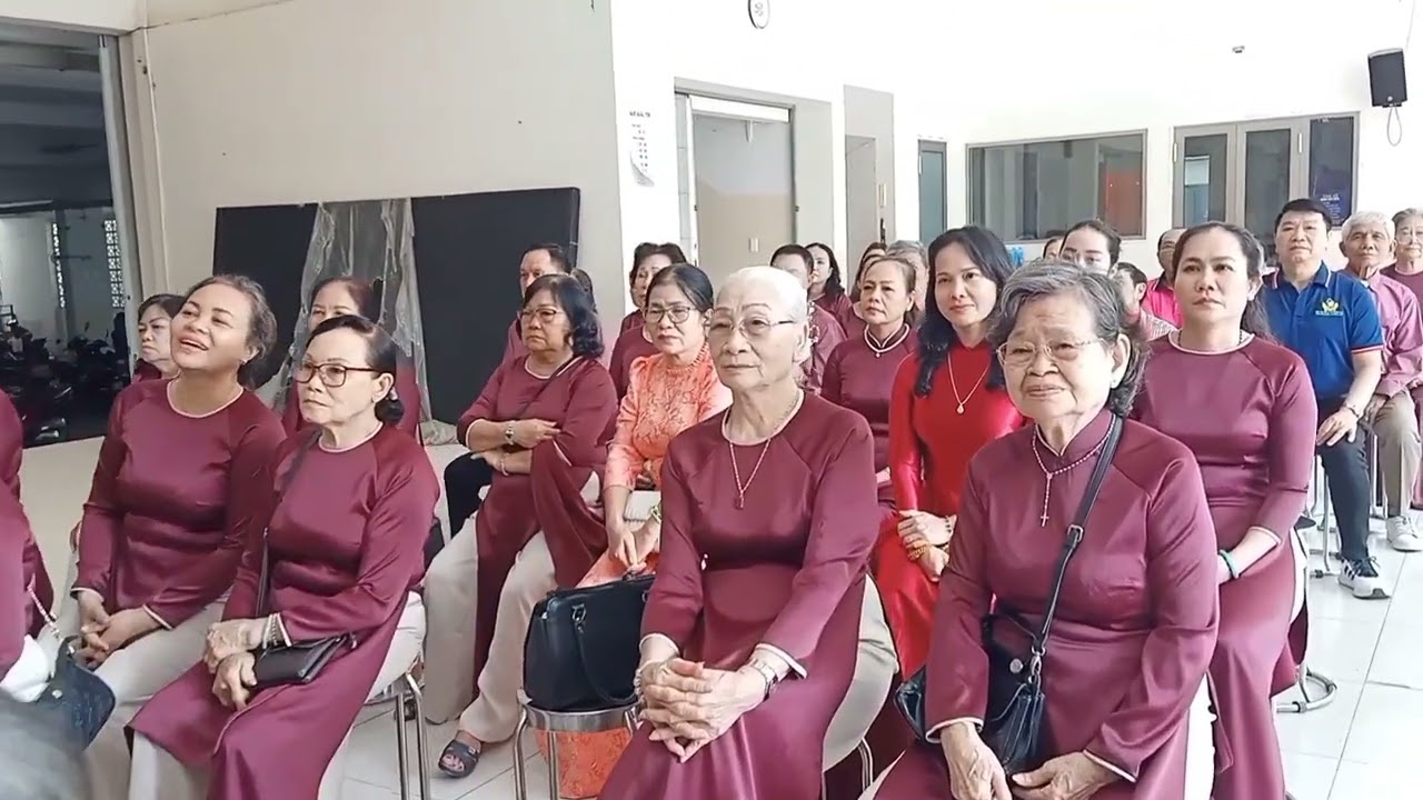 30 NĂM THÀNH LẬP, BỔN MẠNG TT  CTV PHANXICO SALE BA THÔN 