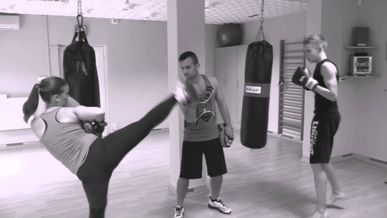 Kick-box személyi edzés a Stamina Fitnessben, Almási Bencével