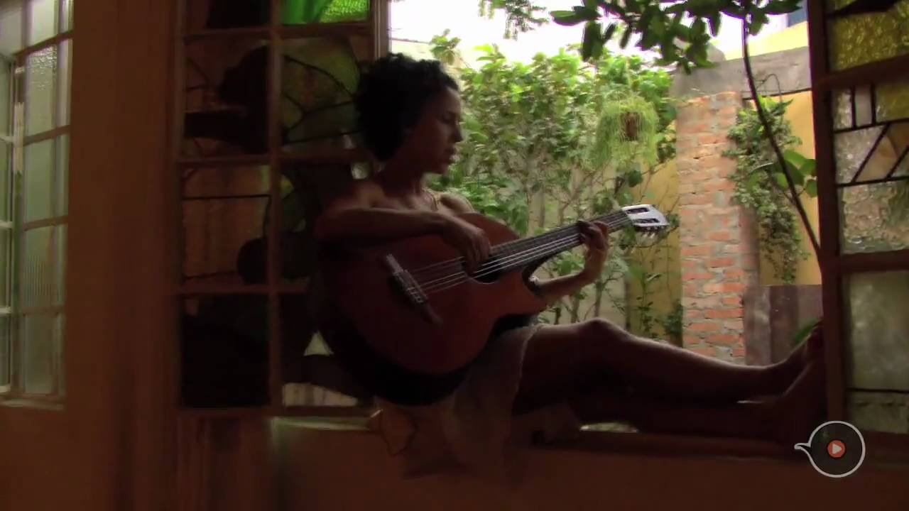 Música de Bolso - Iara Rennó - Mandingueira