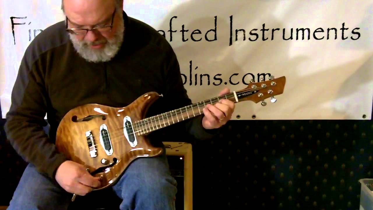Mann OSEM 5 Semi Hollow Electric Octave Mandolin