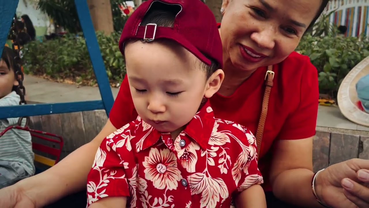 FIBO ăn tất niên tại trường