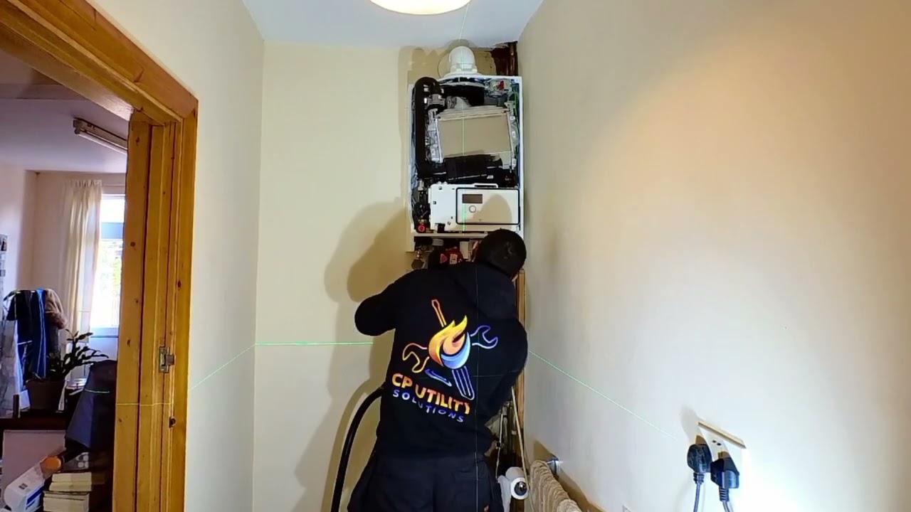 A Day In The Life Of A Gas Engineer #9 - Boiler Installation ATAG Economiser 35 Combi