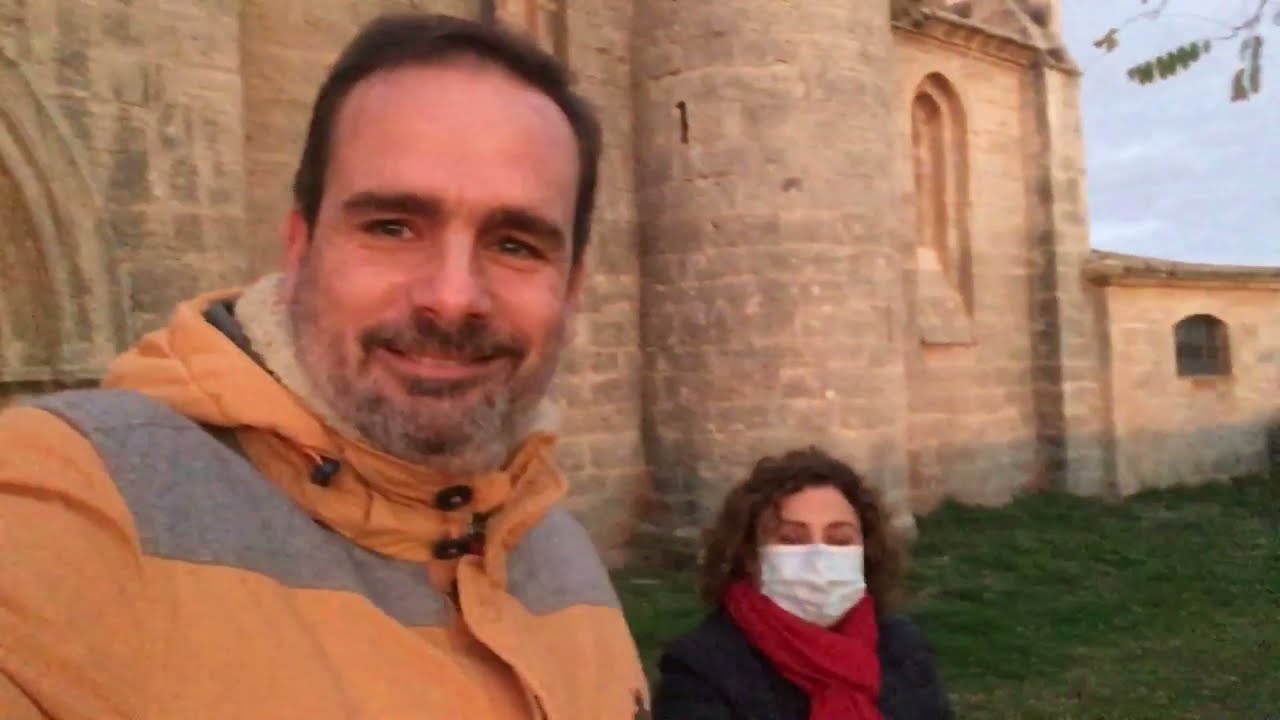 UN PUEBLO DE UN HABITANTE que tiene una CATEDRAL
