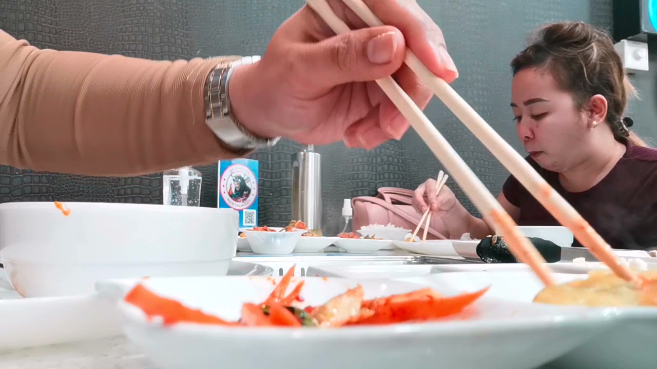 MUKBANG IN SKEWERS ABU DHABI|TRESMARIAS