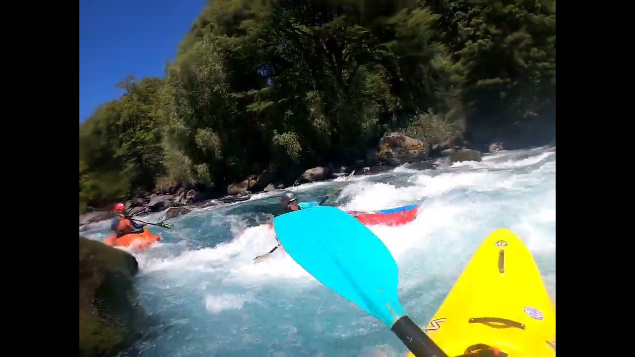 kayak rio Fuy sección piscicultura