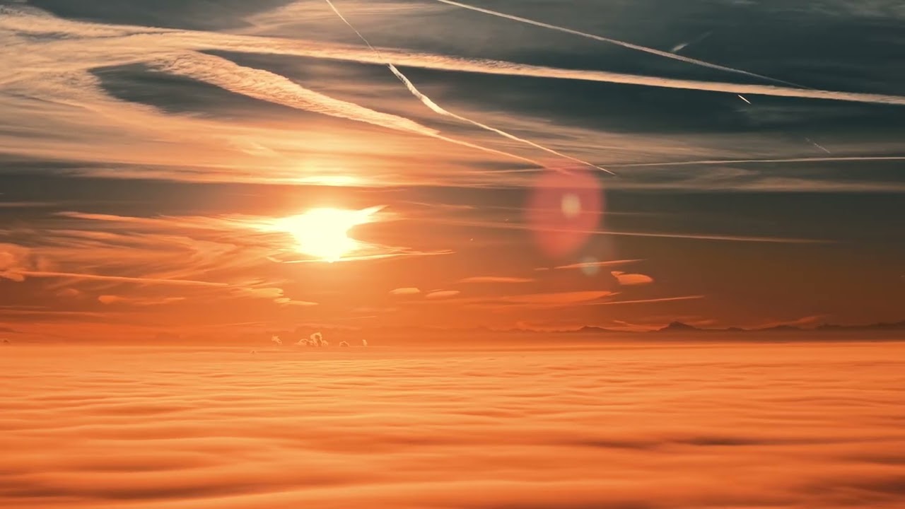 Sonnenaufgang  Nebel  über den Wolken  