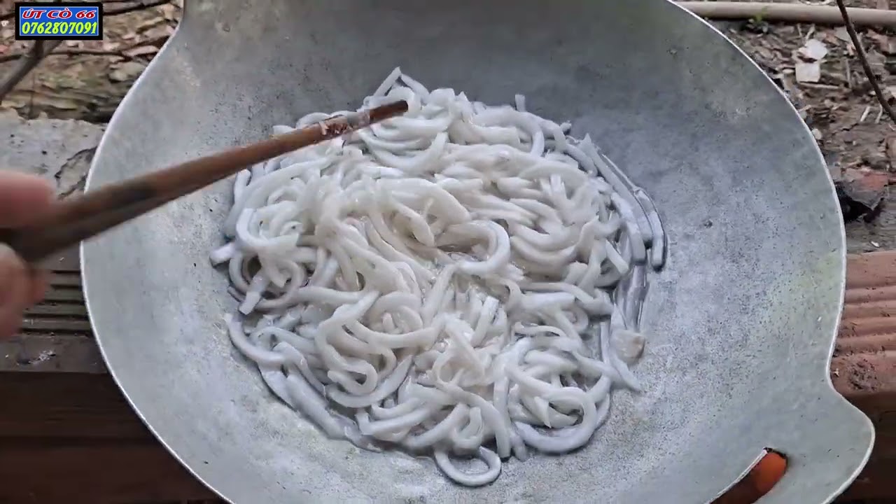 Mời cả nhà ăn mứt dừa 