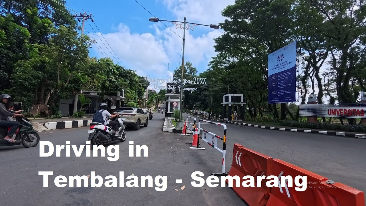Driving dari Ayam Penyet Srondol to UNDIP Tembalang via Jln. prof.  Sudarto, Semarang