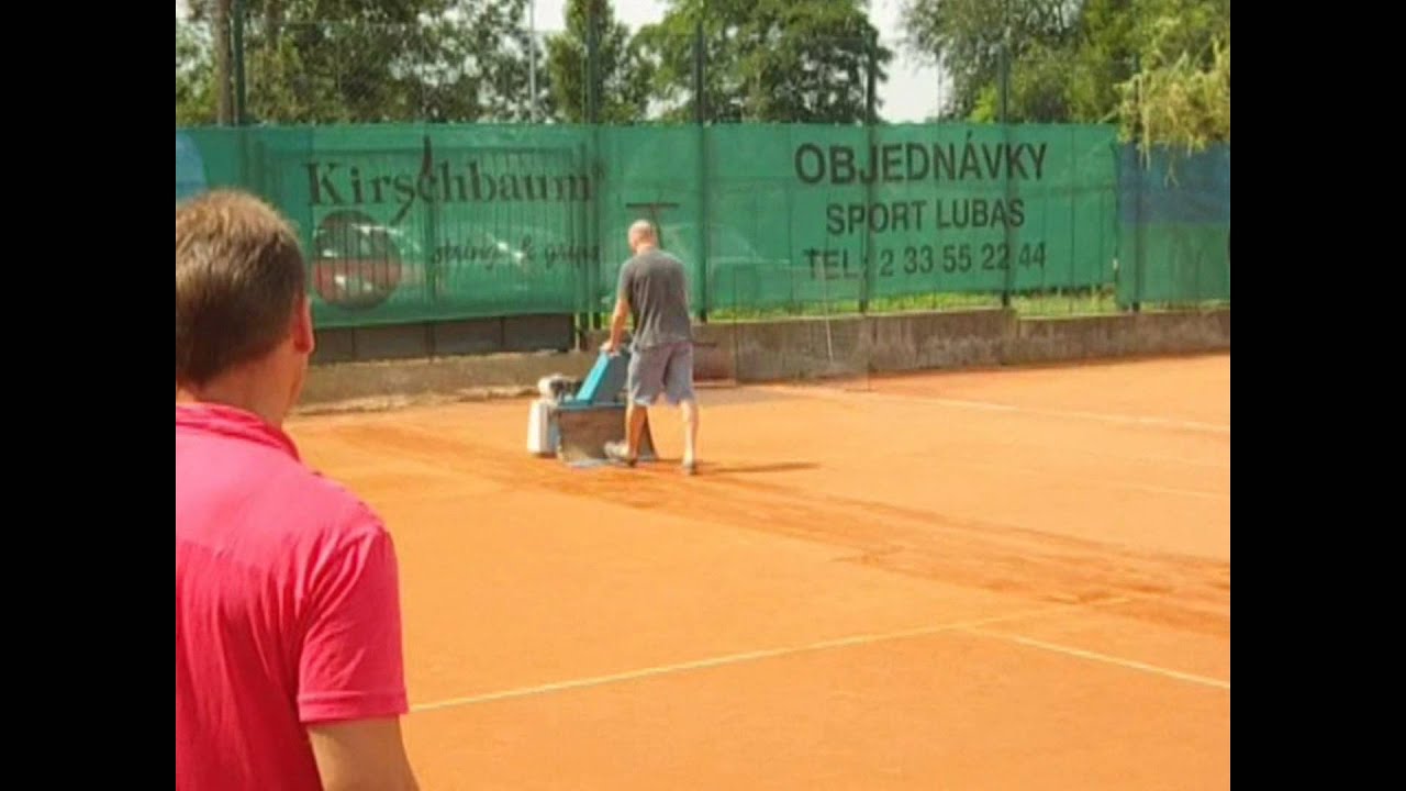 Clay court maintenance in Prague made by Andrea Paoloni