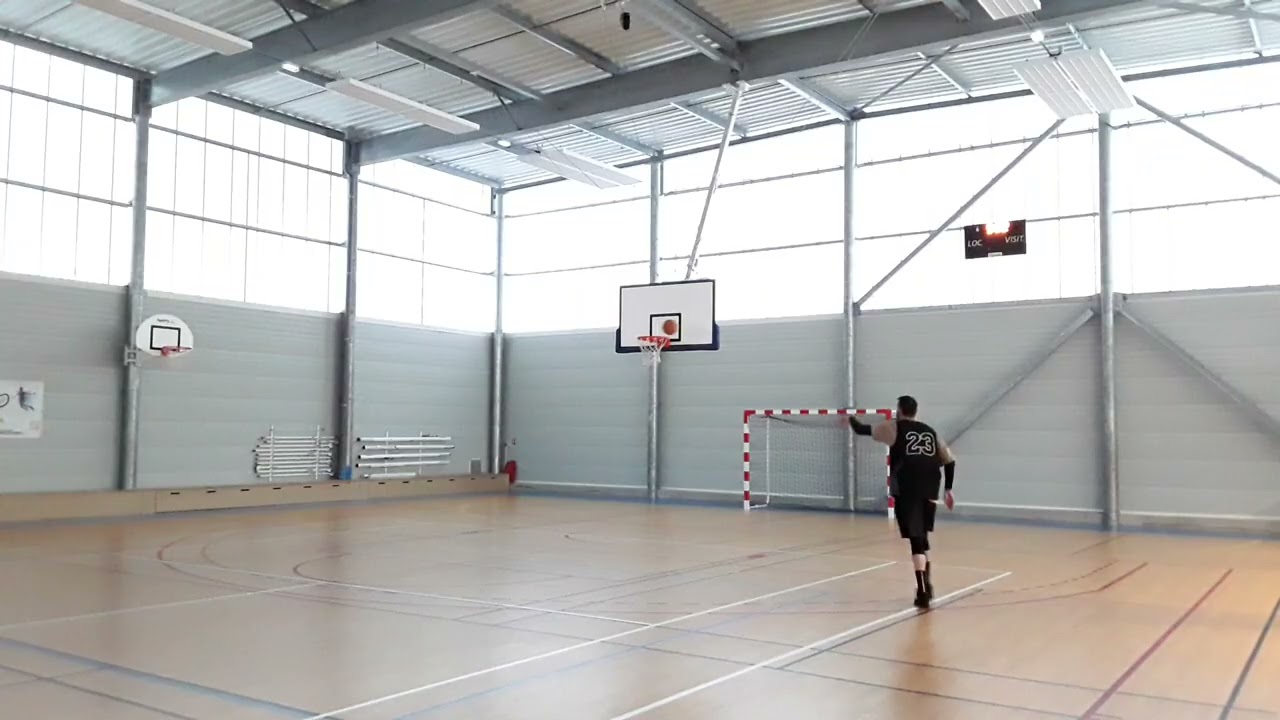 1863) 50/74 à 3pts 67,5% (200) 01/02/26 (93150)