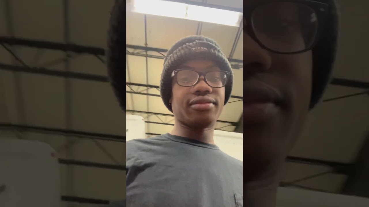 A day in a life as a FedEx package handler #fedexground  #fedex  #shorts