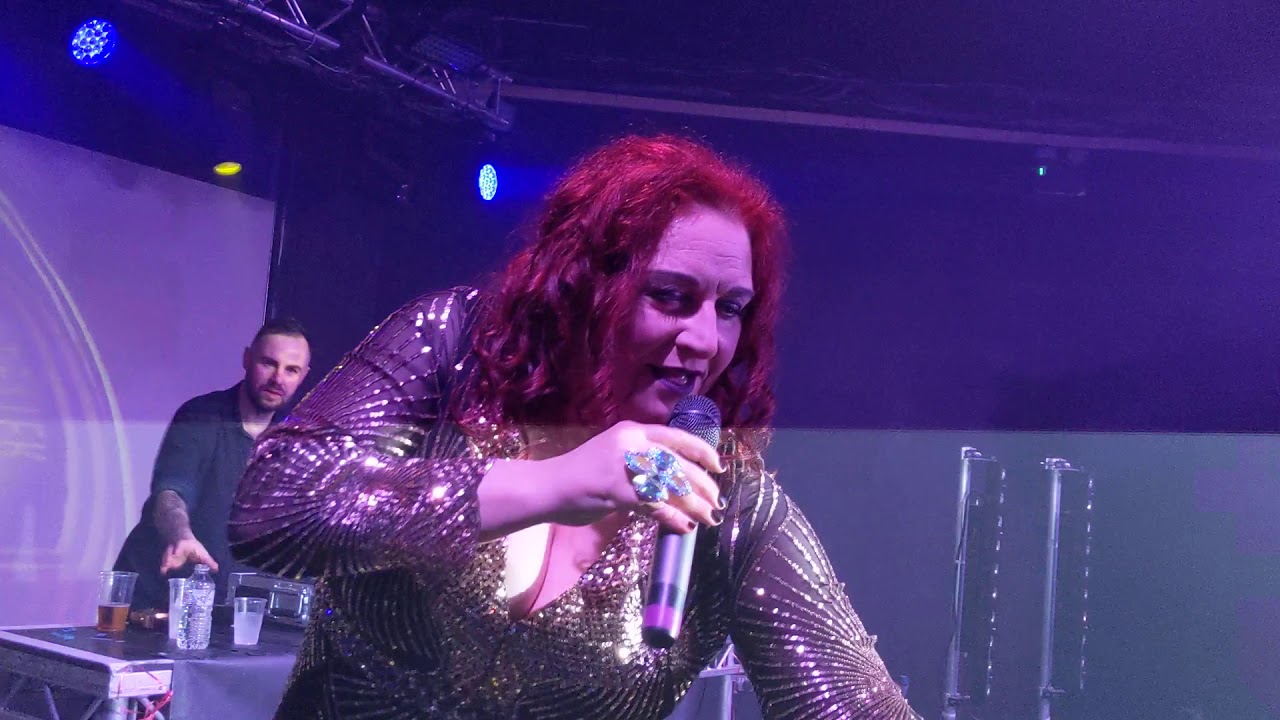 Katherine Ellis performs Freemasons 