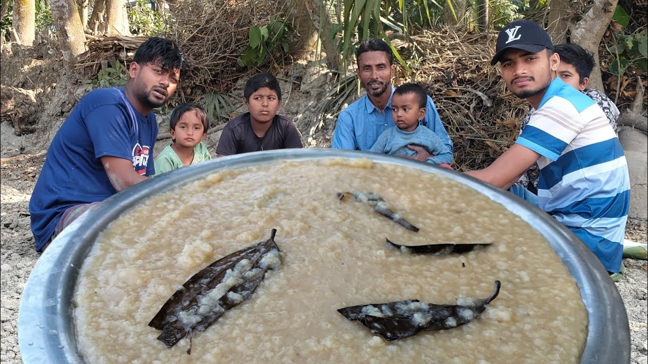 শীত তো প্রায়ই শেষ। ভাই পোলাদের নিয়ে এই বছরের প্রথম বার রসের সিন্নি খাইলাম।