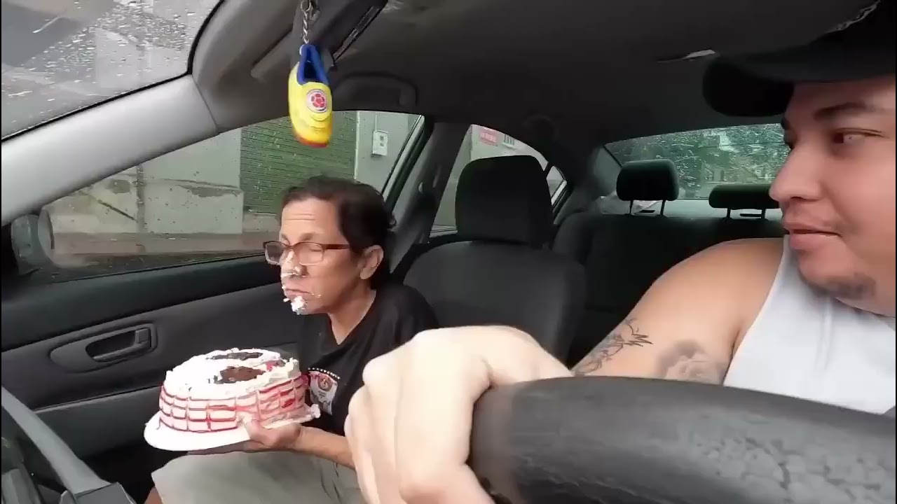 Broma Carlos Acevedo Pastel 🍩