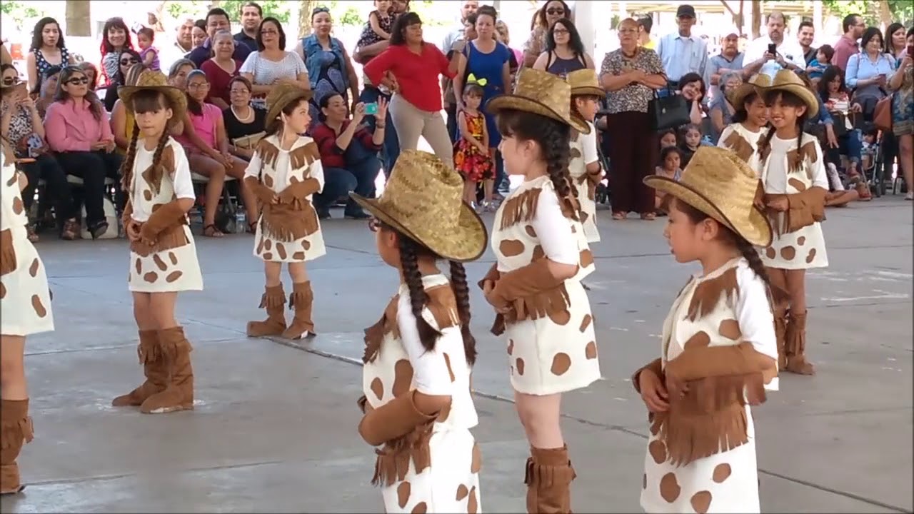 2018 Ivanna Dia de las Madres - Vaqueras