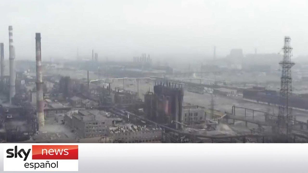 Tropas ucranianas “superadas 10 a 1” bajo asedio en planta siderúrgica en Mariupol