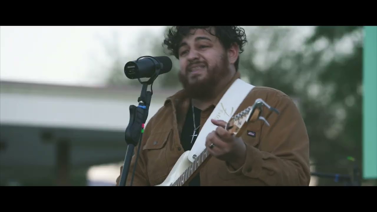 Lonely Boy // Avenida Live Cover of Black Keys