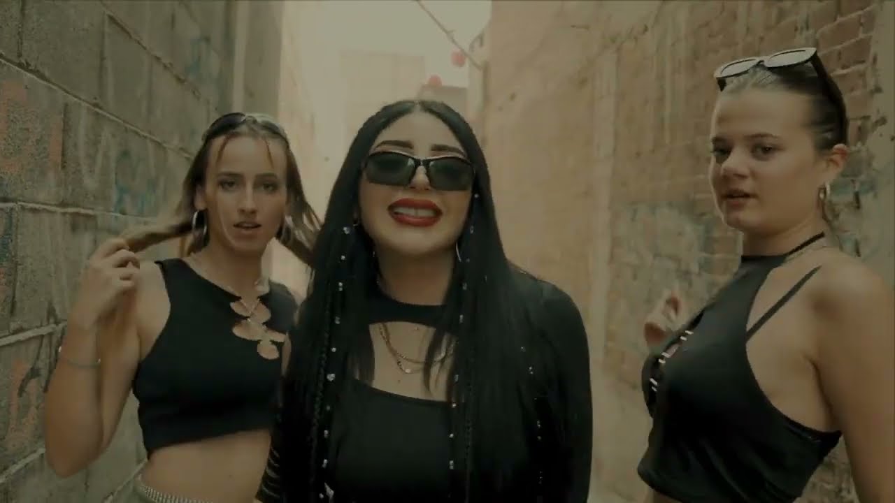 INTRO PERREO GATITA- @Bellakath DJ YOOVA