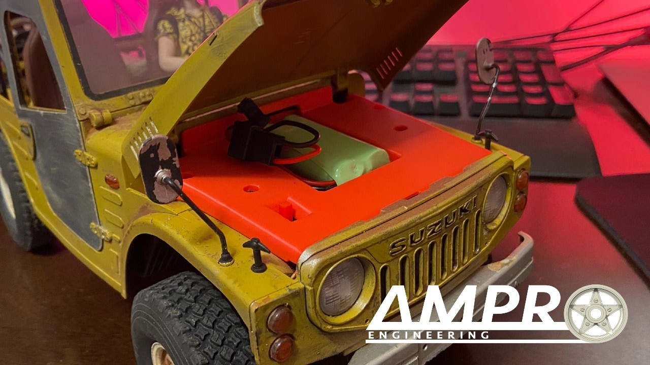e483 - WPL C84 Suzuki Jimny, отсек под капотом