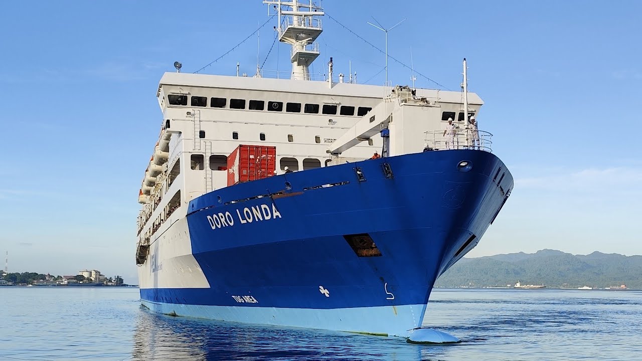KM DORO LONDA tiba Sandar di Pelabuhan Yos Sudarso Ambon @keybandastory