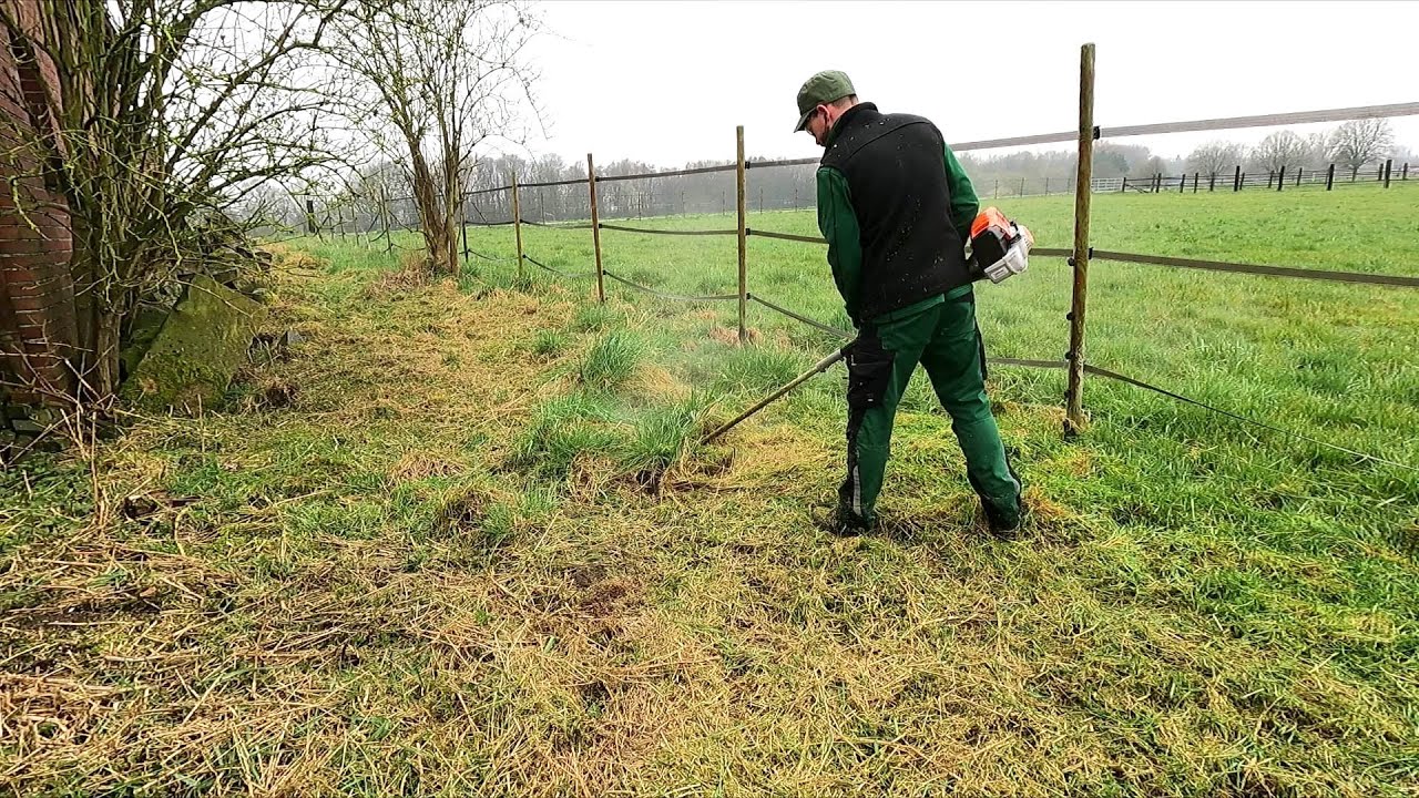 Kustorez. Cutting tall grass with String Trimmer!