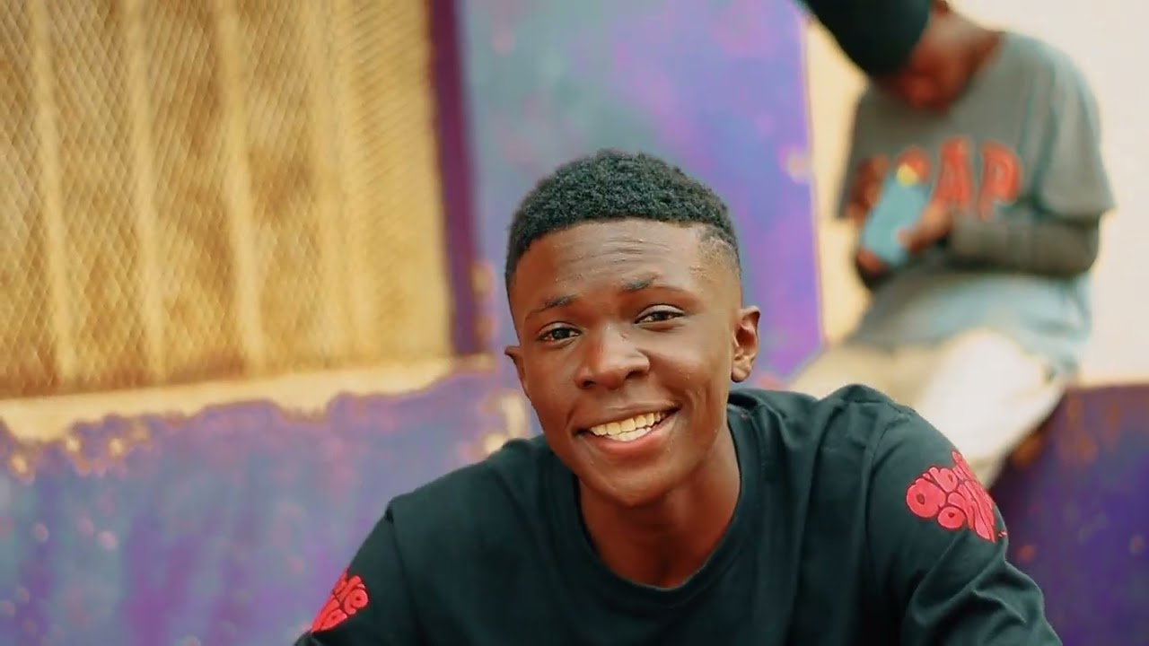 Crck de 1 x G1Mkazi ndi mkazi(official video)
