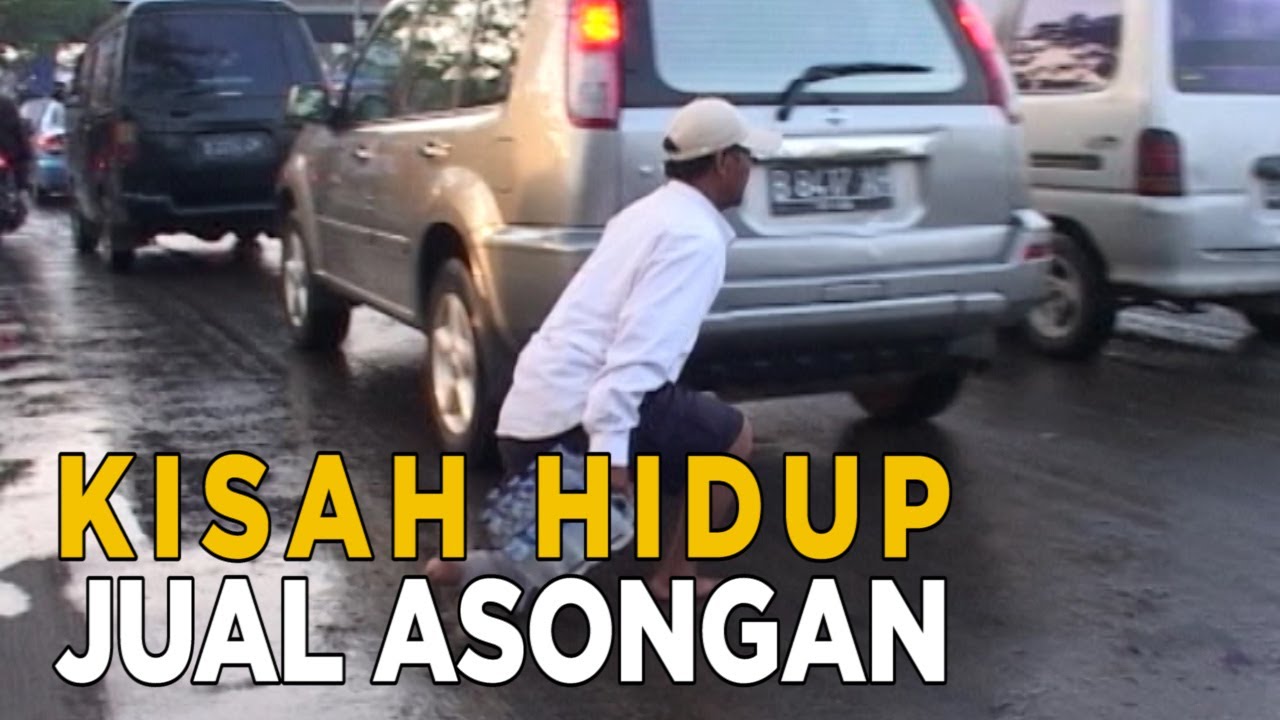 Perjuangan hidup seorang penjual asongan yang cacat | JELANG SIANG