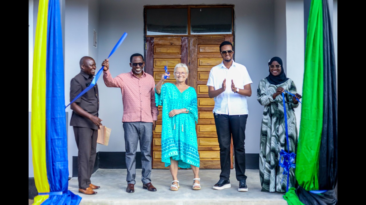 TANZANIA PROJECT YAKAABIDHI MAKATABA YA KISASA KWA HALMASHAURI YA NYASA, YENYE THAMANI YA MILION 65.