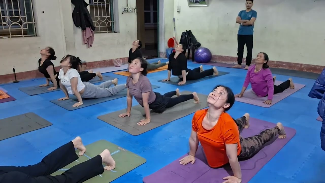 Dòng chảy yoga kéo giãn sâu