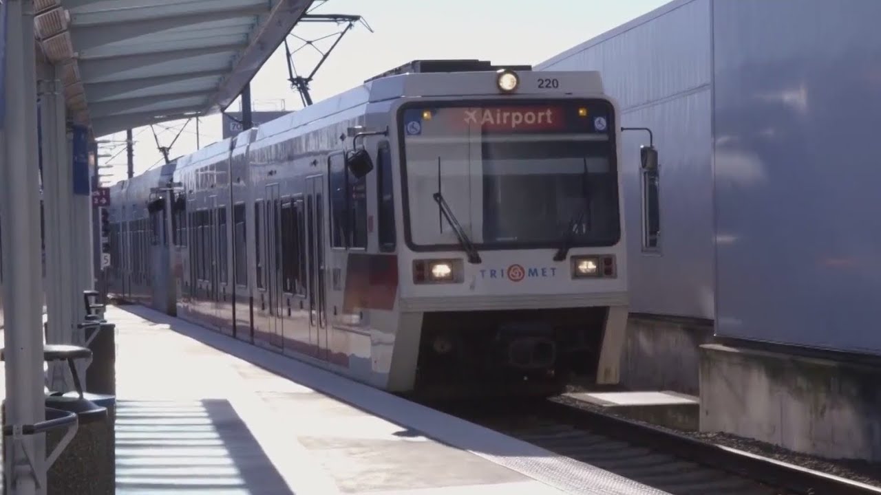MAX Red Line service to halt while crews move rails at Gateway Transit Center