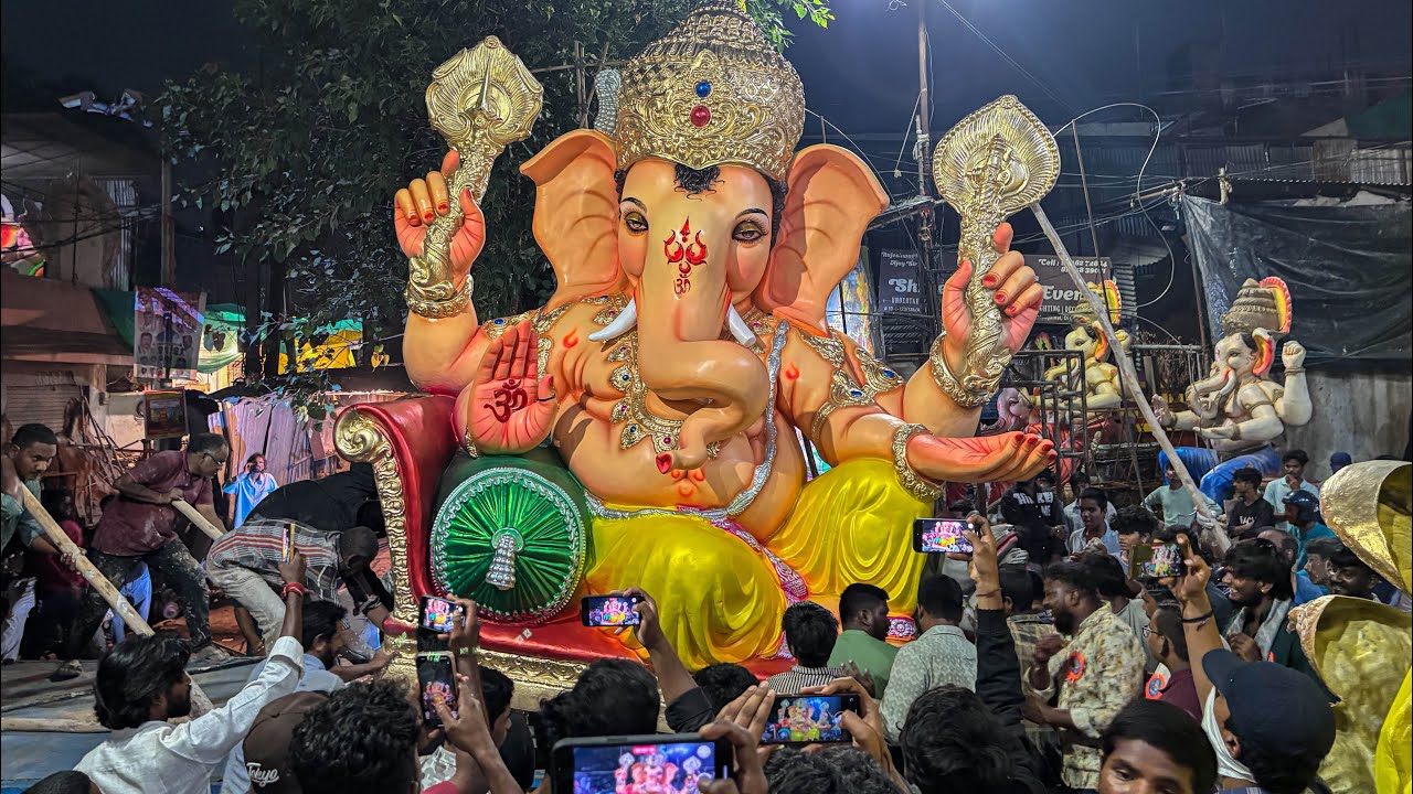 Ganesh Aagaman 2025 At Hyderabad | Ganesh Transporting From Dhoolpet To Yusafguda | Ganesh Aagaman