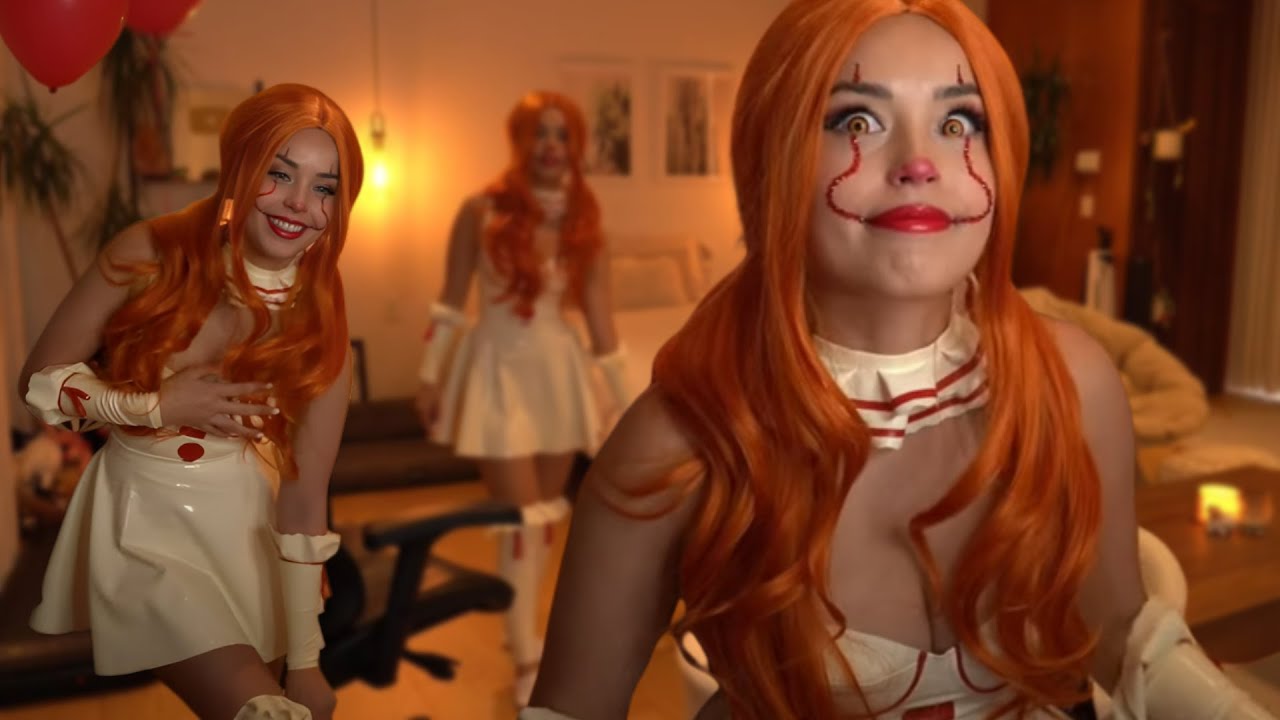 Valkyrae cosplays as PENNYWISE