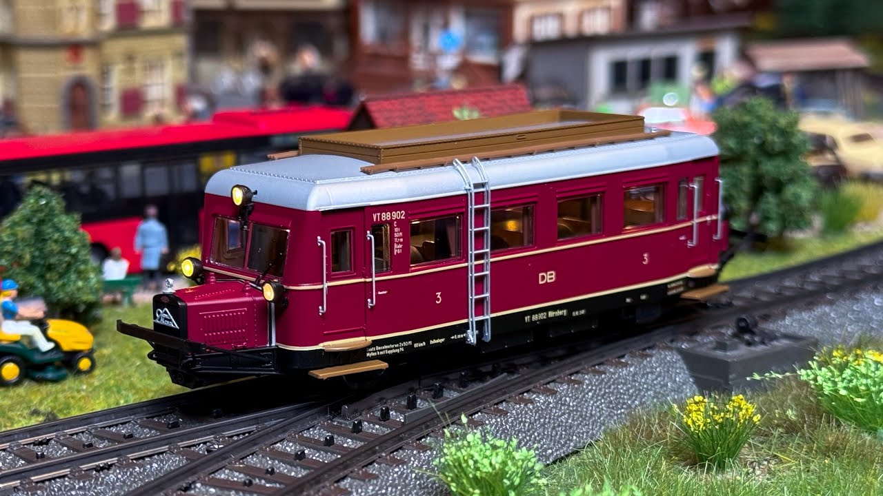 [NEUHEIT] 😡 Märklin Schienenbus VT 88.9 - 380€ OHNE eine Figur 😡