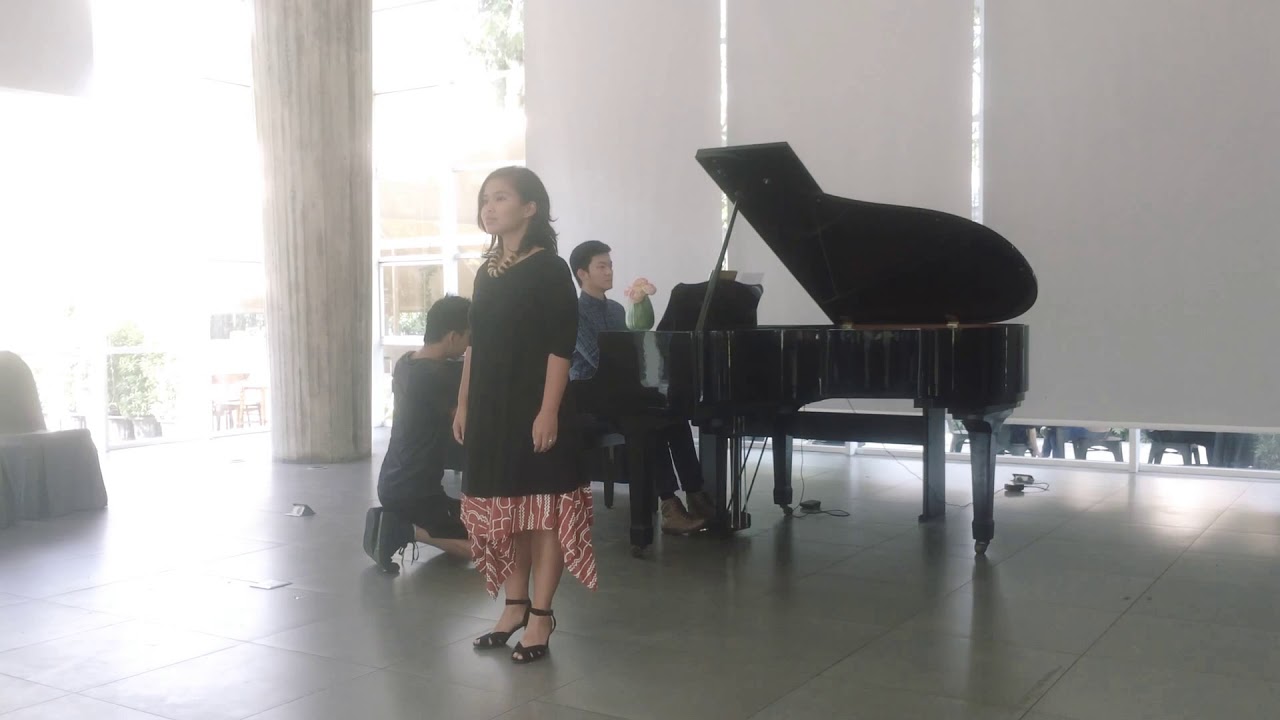 Wanita (ismail marzuki) , bernadeta astari