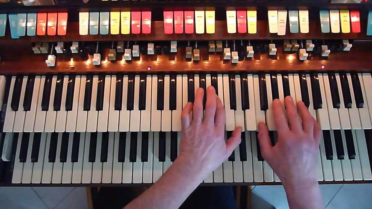 La Vie En Rose - Hammond Elegante