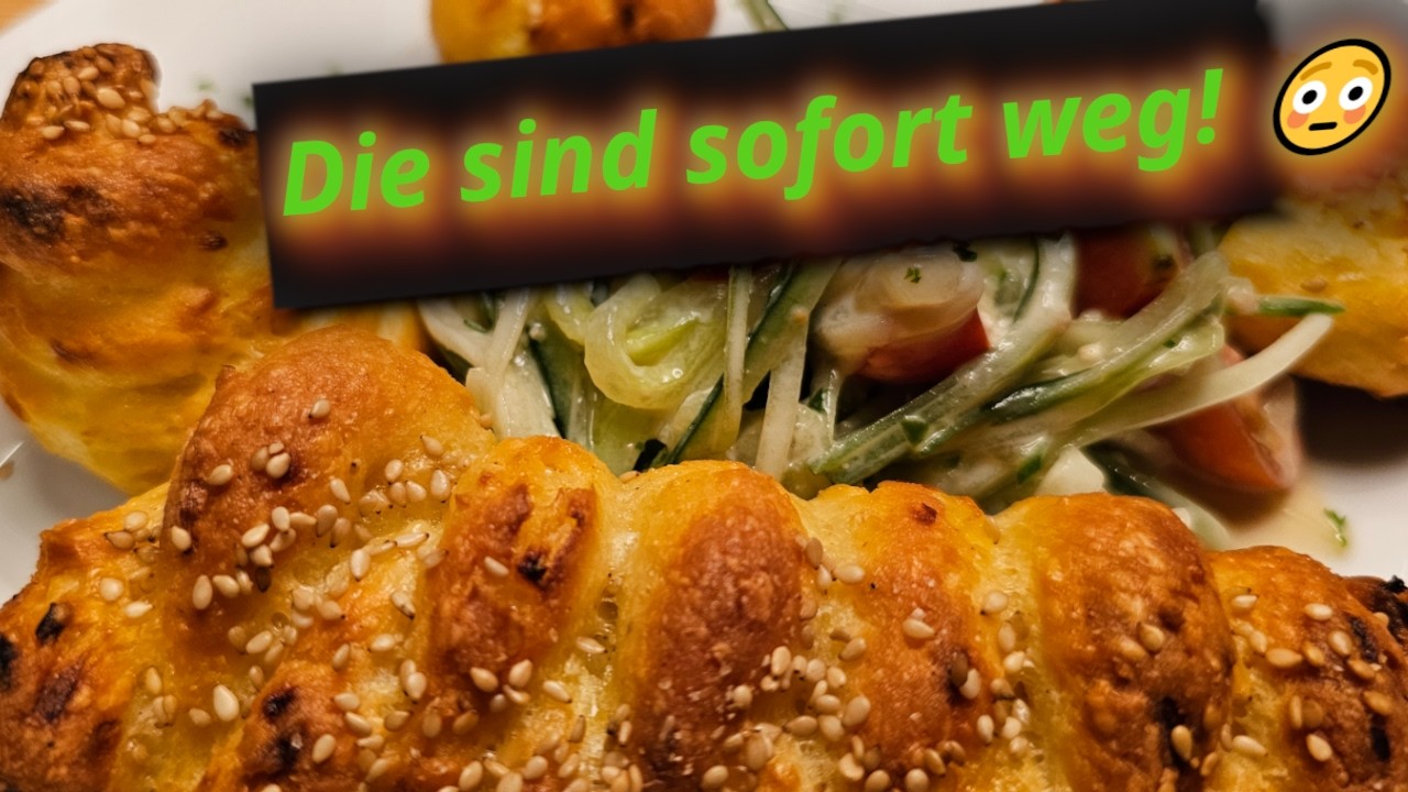 Pikante Brandteig-Stangen mit Käse & Knoblauch | knuspriger Snack aus dem Ofen