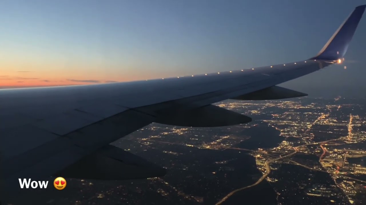 United's Flying Pencil + Merry Christmas- UA2046 SFO-ORD (N57852, B757-324, Economy Class)